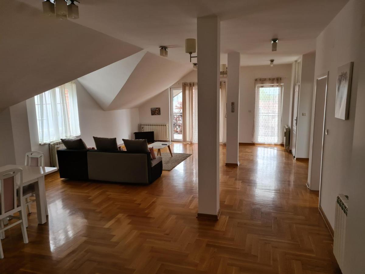 Apartment Ken Surcin Екстер'єр фото